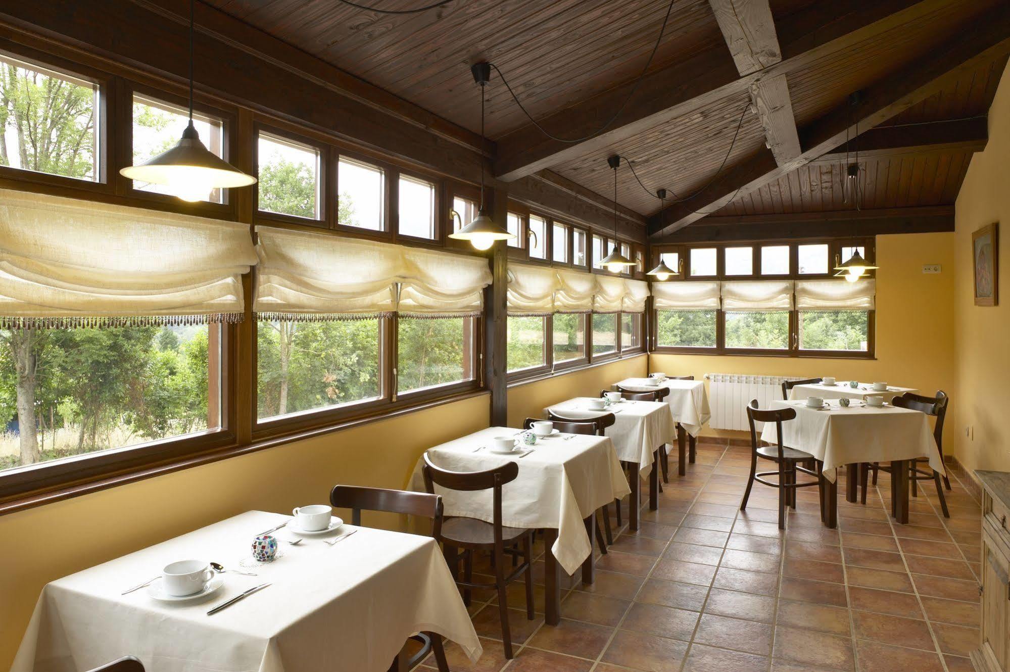 Rural Coviella Hotel 3*