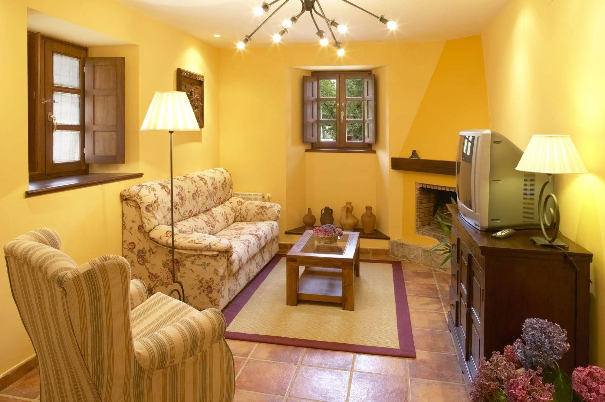 Rural Coviella Hotel 3*
